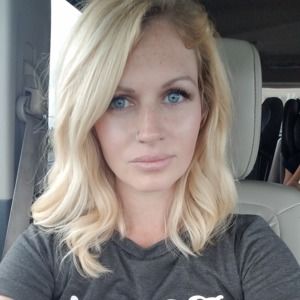 Meet your Posher, Carlee